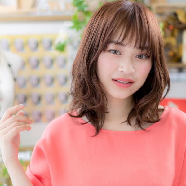 大人かわいい☆くせ毛風やわらかくびれセミディ　ルーズ