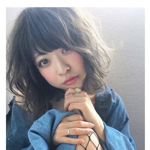 first×シルキーグレージュ×外ハネミックスウェーブ