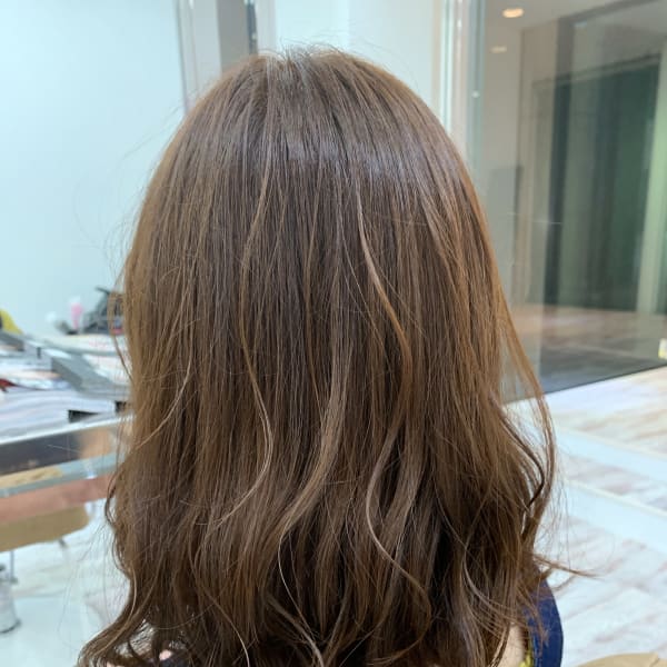 ベージュカラー|BREAK