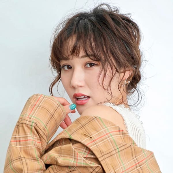 2020春スタイル！セクシーでガーリー！無造作アレンジヘア