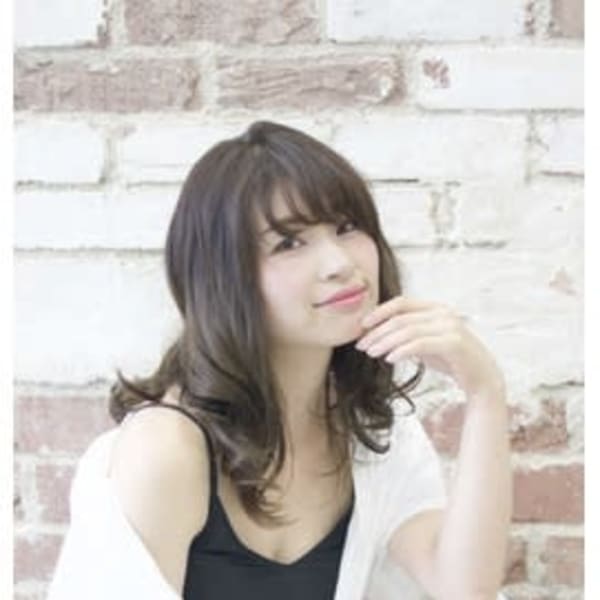 オシャレな大人可愛いミディアムスタイル|HAIR ROOM arche