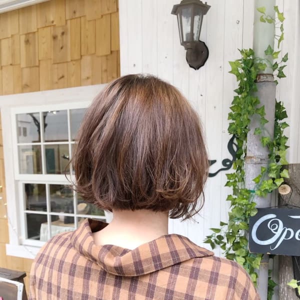 毛先カールボブスタイル|hair land Oz