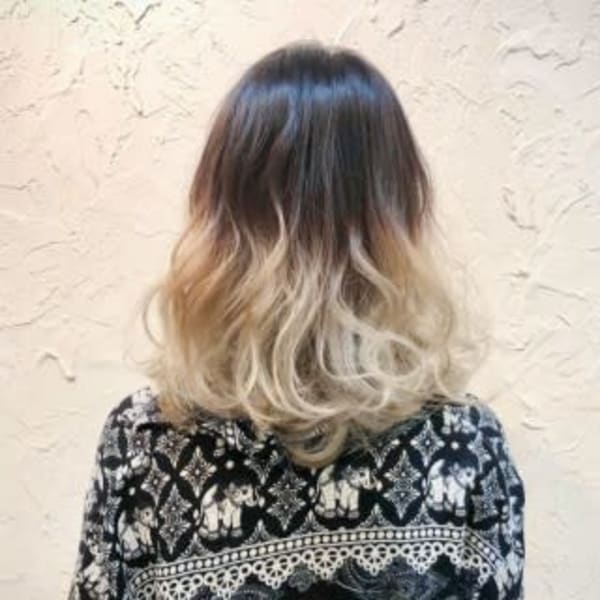 【flor 戸塚】*グラデーションカラー+ブリーチ*