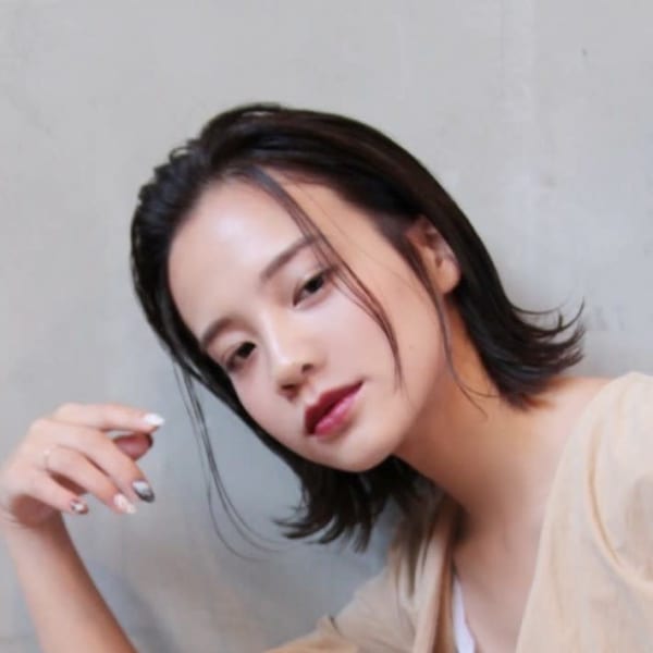 抜け感外ハネナチュラルボブ|a Gland 梅田本店