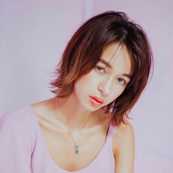 外ハネショート