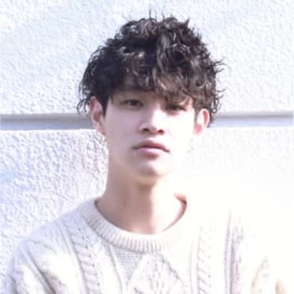 【GUZZLE　OTA】ニュアンススパイラルパーマ