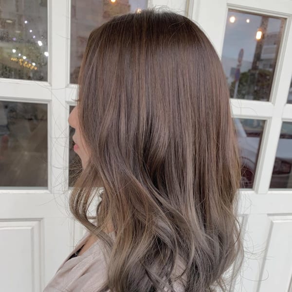 秋色☆グラデーションブリーチ☆グレージュカラー