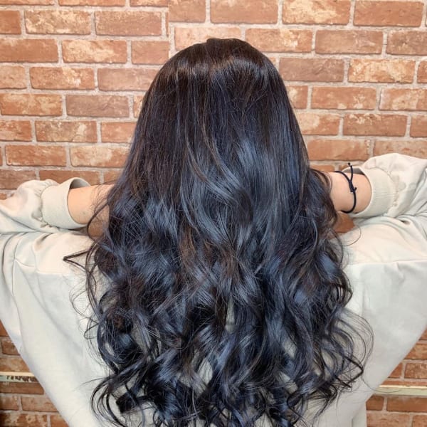 ダークアッシュで落ち着いたカラー