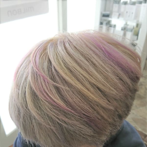 ベリーショートのデザインカラー