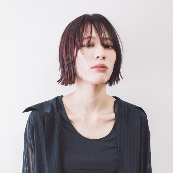 切りっぱなしショートボブ