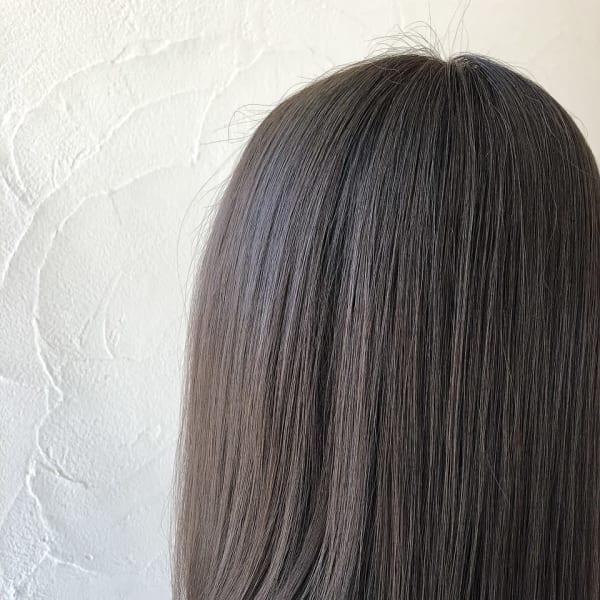 イルミナ　シルバーグレイ