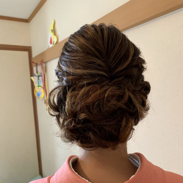 ルーズなネープシニヨン