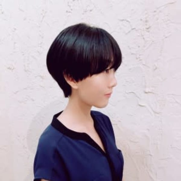 【flor 戸塚】*フレンチマッシュ+ネイビーカラー*