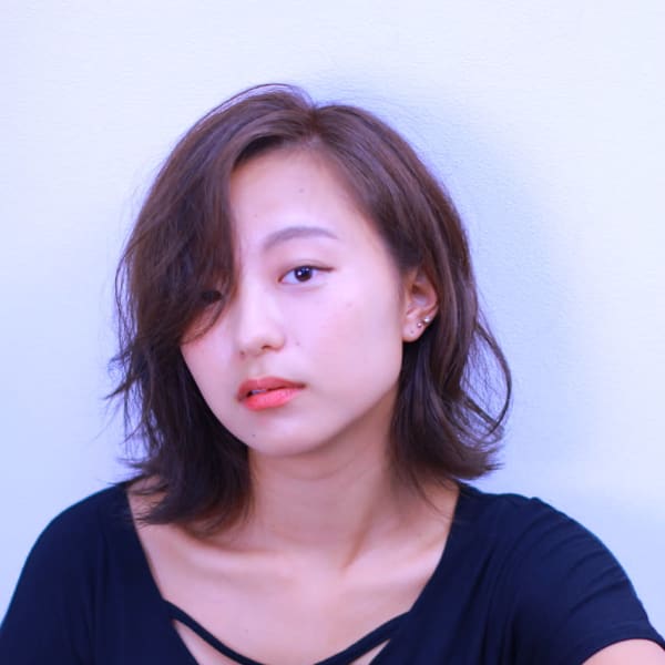 切りっぱなしミディアムボブ|Hair make rise; 阿倍野区 西田辺店