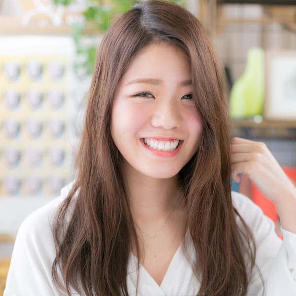 アシンメトリーくせ毛風ニュアンスストレート 　無造作