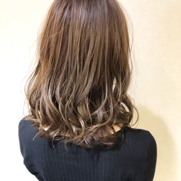 バイオレットベージュ
