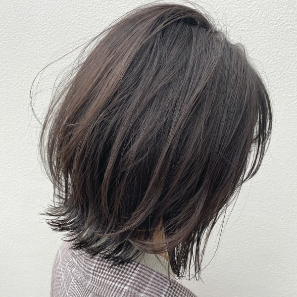 大人綺麗なクールロブ|トリート ヘアデザイン南行徳店