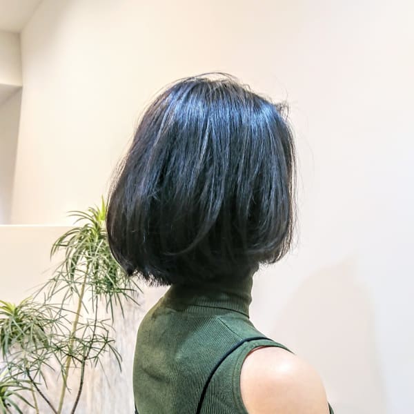 ラフな質感フレンチボブ