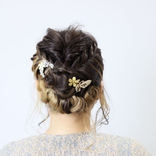 お洒落なヘアセット|DIMPLE