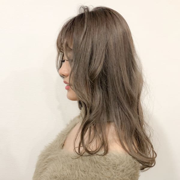 ラテカラー×セミロングヘア