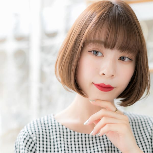大人モード小顔クールな前下がりボブ 大人かわいい