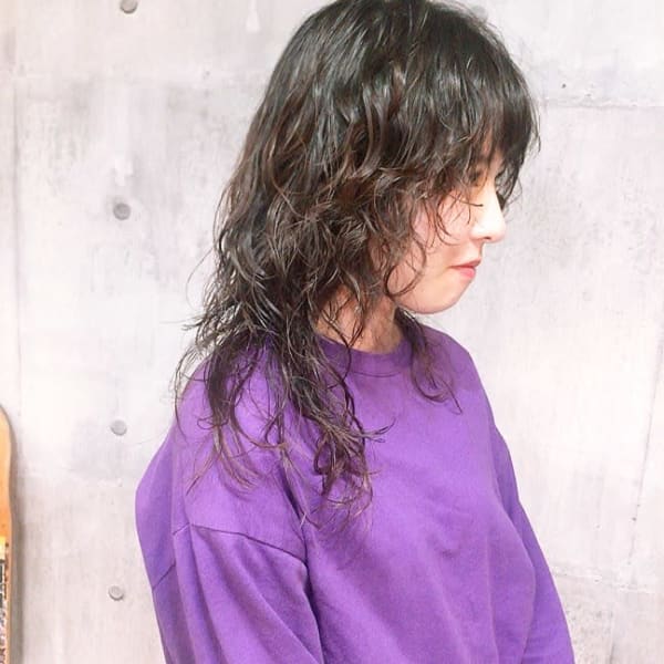 【オススメ順】20代/パーマ/黒髪/セミロングの髪型・ヘアスタイル 楽天ビューティ