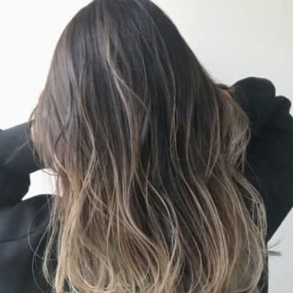 ハイコントラスト×バレイヤージュ