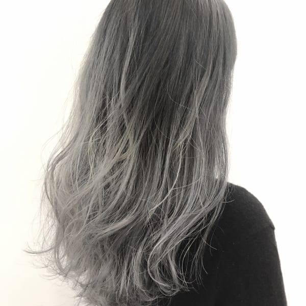 ゆるウェーブ×シルバーグラデーション