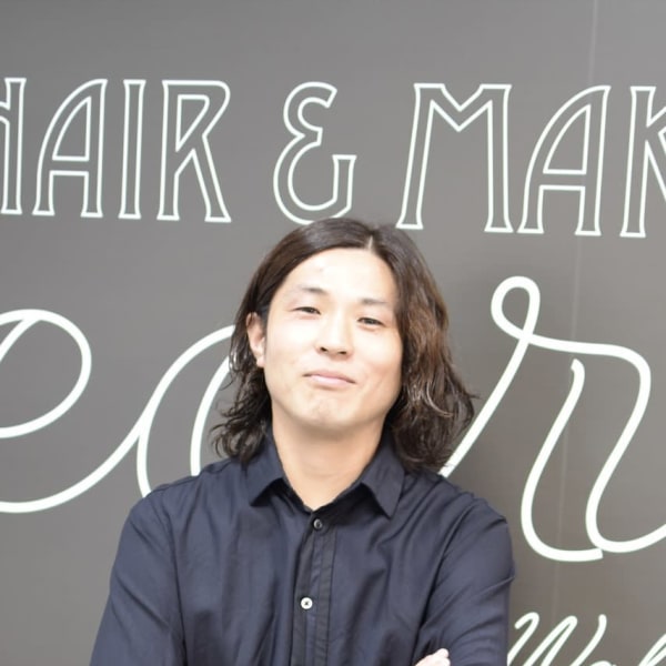 HAIR & MAKE EARTH 柏店【ヘアメイクアース カシワテン】のスタッフ紹介。鬼塚 邦弘
