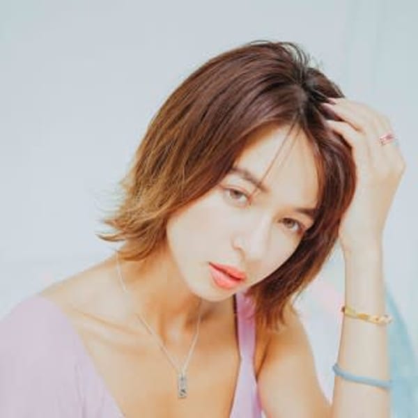 外ハネショート