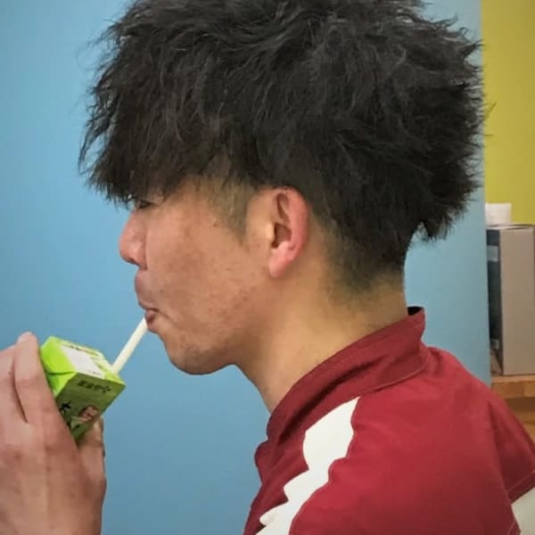 メンズ ツイストパーマ 前下がり