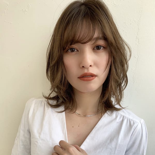 大人綺麗な束感強めパーマ