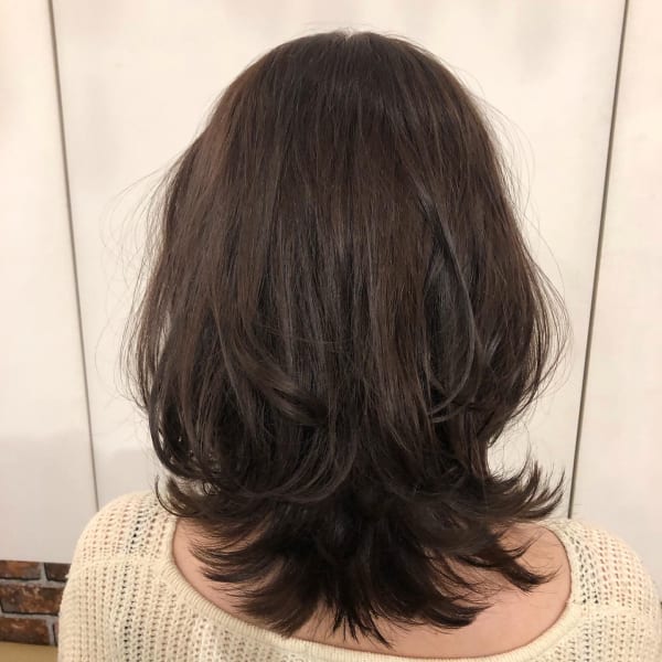 ラベンダーグレージュ〜外ハネウルフボブ〜