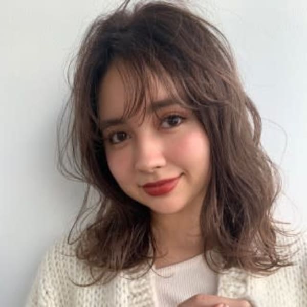 山本真由 Maison メゾン のスタッフ 美容院 美容室を予約するなら楽天ビューティ