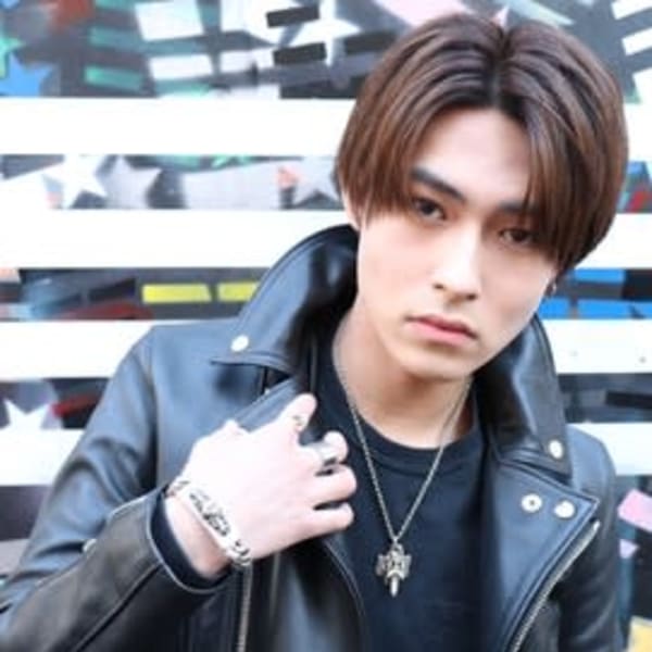 【GUZZLE　OTA】前下がりナチュラルセンターパート|GUZZLE 太田店