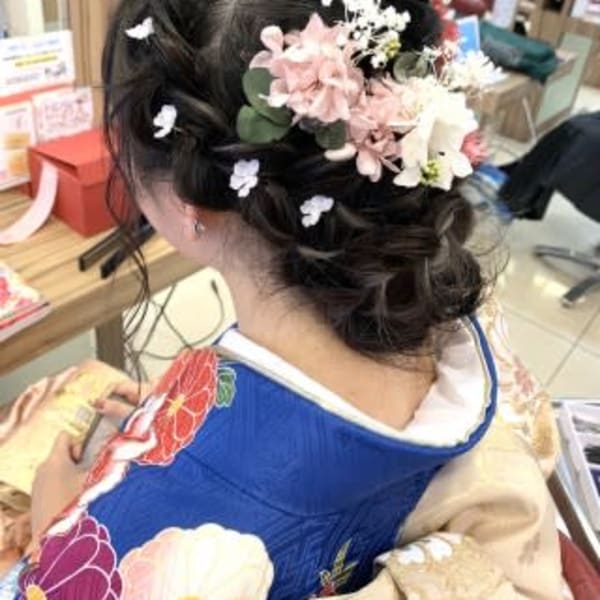 オススメ順 カット フェミニン 編み込み グラデーションカラーの髪型 ヘアスタイル 楽天ビューティ