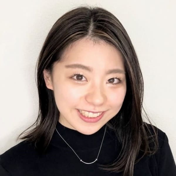 外ハネ（ミディアム）