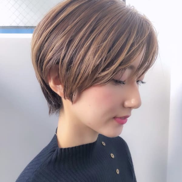 小顔カット_イルミナ _新宿