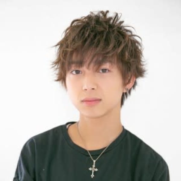 外ハネバブルフェザーマッシュ