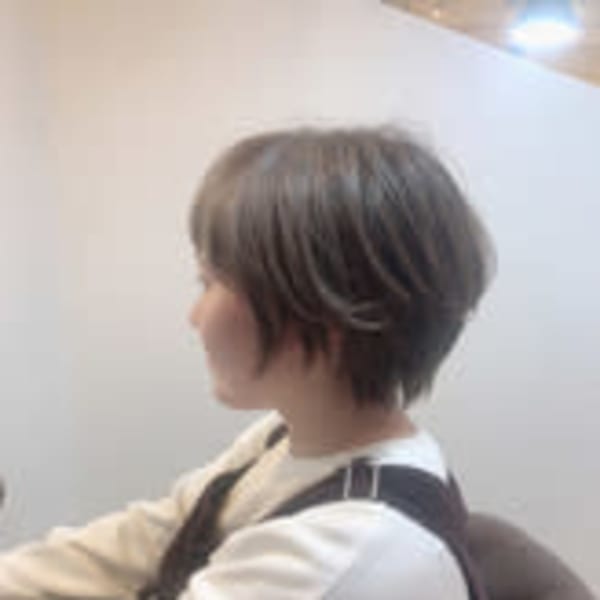 【Sourire】イルミナミニマムボブ3Dカラー