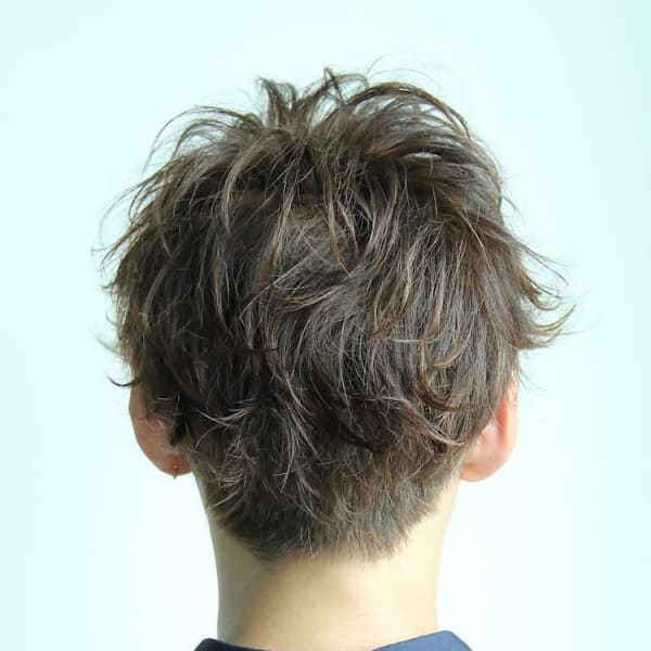 外ハネ無造作ショート