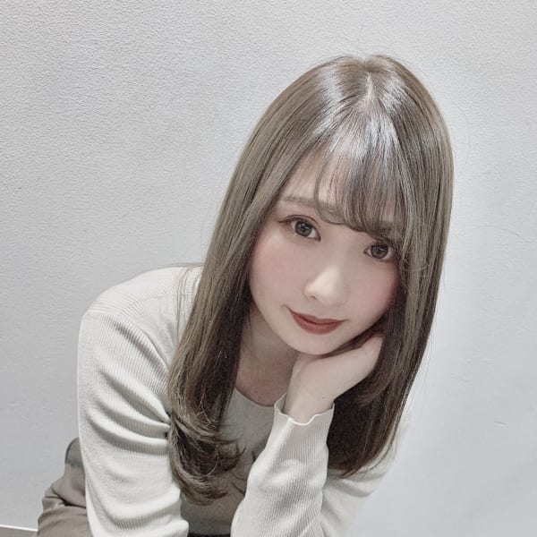 ミルクティーグレージュワンカールセミディ【担当 山村】