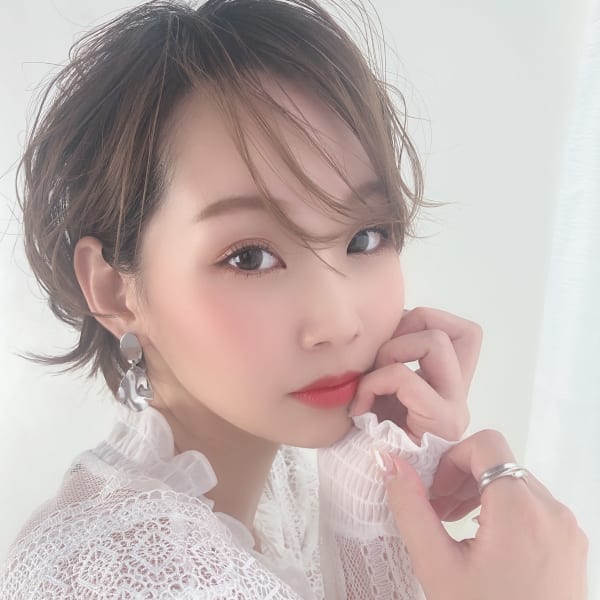 ショートカットアッシュベージュ毛先パーマダブルカラー|Piece hair&esthe 吉祥寺