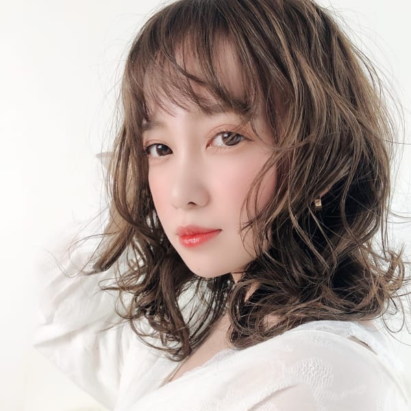 切りっぱなしボブミルクティーベージュパーマ シースルーバング Piece Hair Esthe 吉祥寺 ピース ヘアアンドエステ キチジョウジ のヘアスタイル 美容院 美容室を予約するなら楽天ビューティ