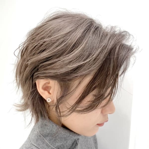 エアリー×前下がりボブ