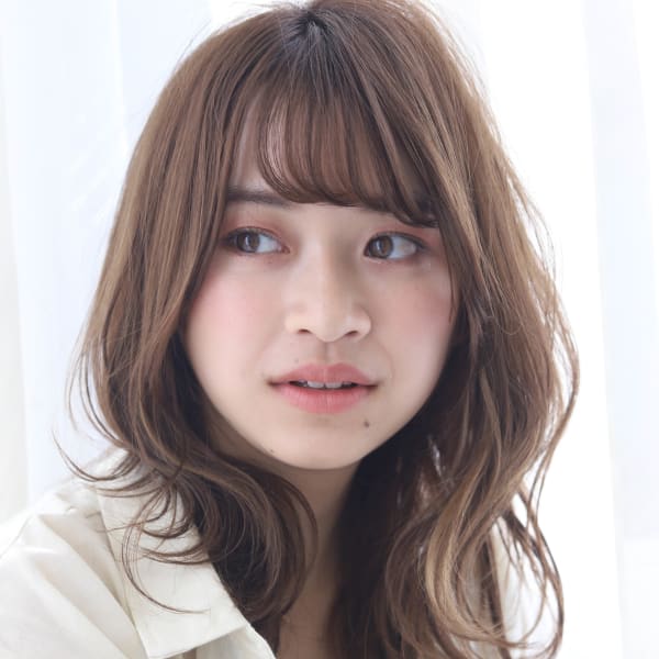 ミディアムフェミな外ハネプラス