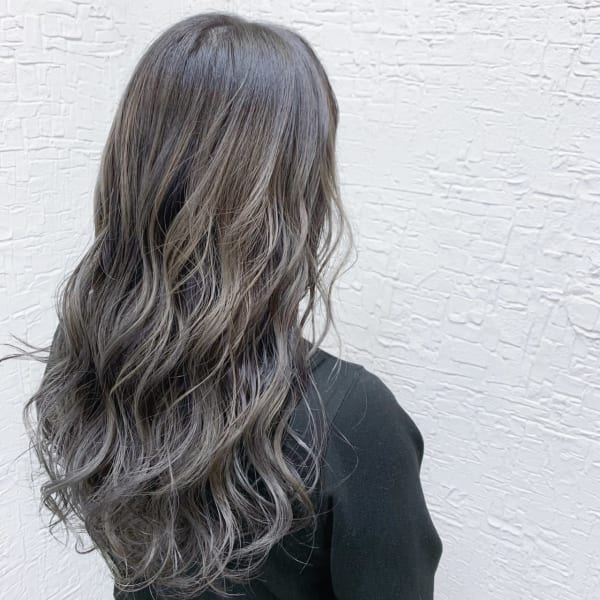 バレイヤージュ|Re charm by anyhow 長岡南七日町店