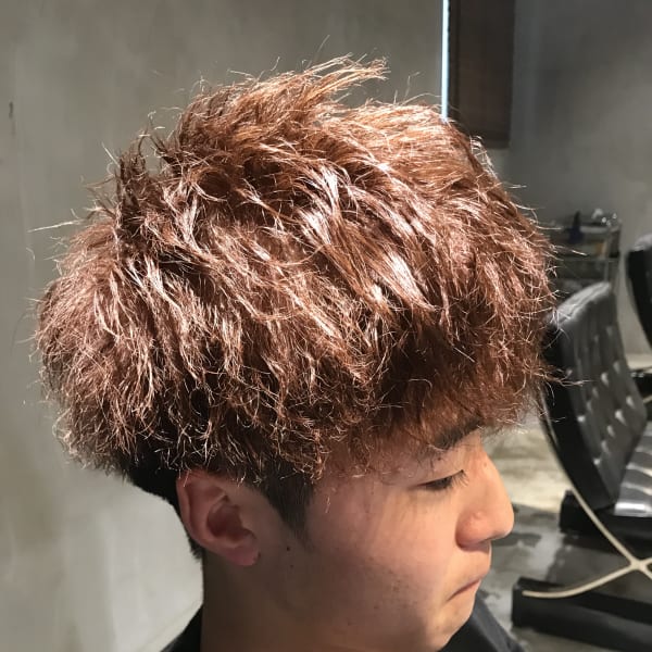 ツイストブラウン