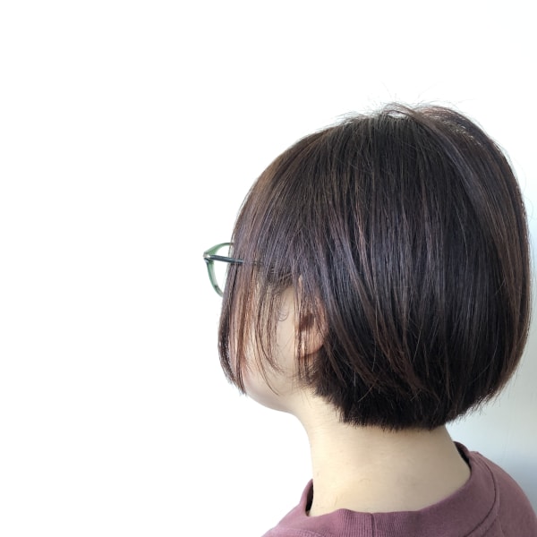 ショートボブ