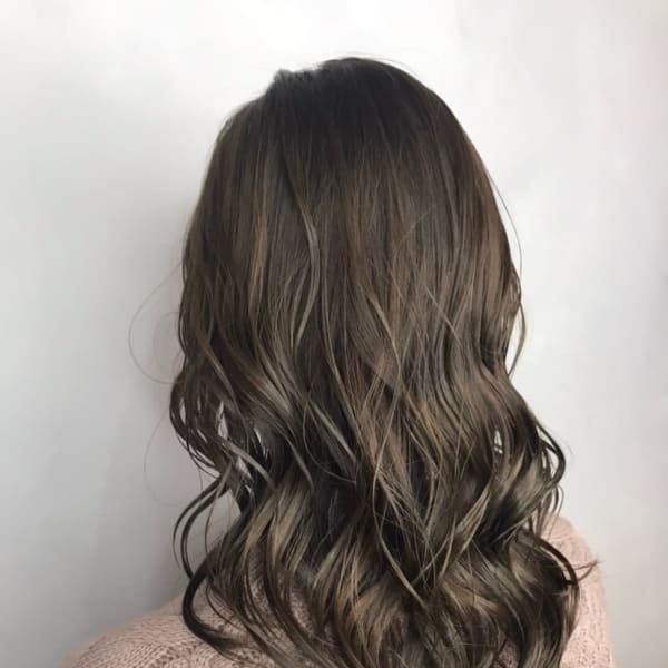 グレージュ 無造作カール マーメイドアッシュ イルミナカラー